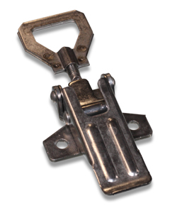 Toggle-type fastener f/cover CulinaFlex